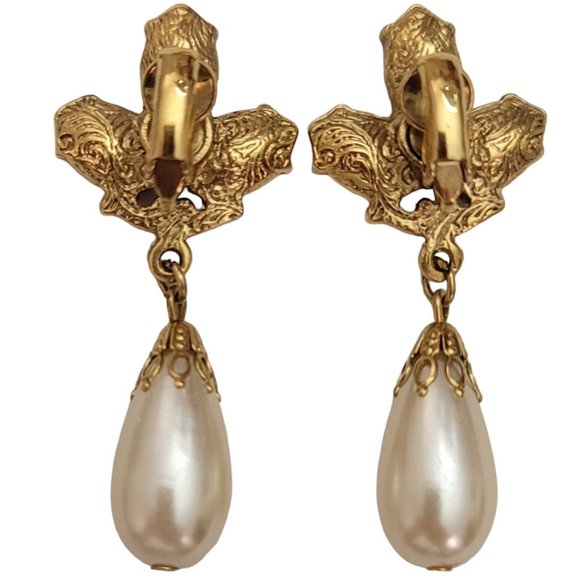 1928 Brand Faux Pearl Dangle Clear Rhinestones Clip-On Earrings 1.8” L E212 - Picture 5 of 9